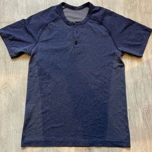 Lululemon Mens Blue 3 Button Shirt